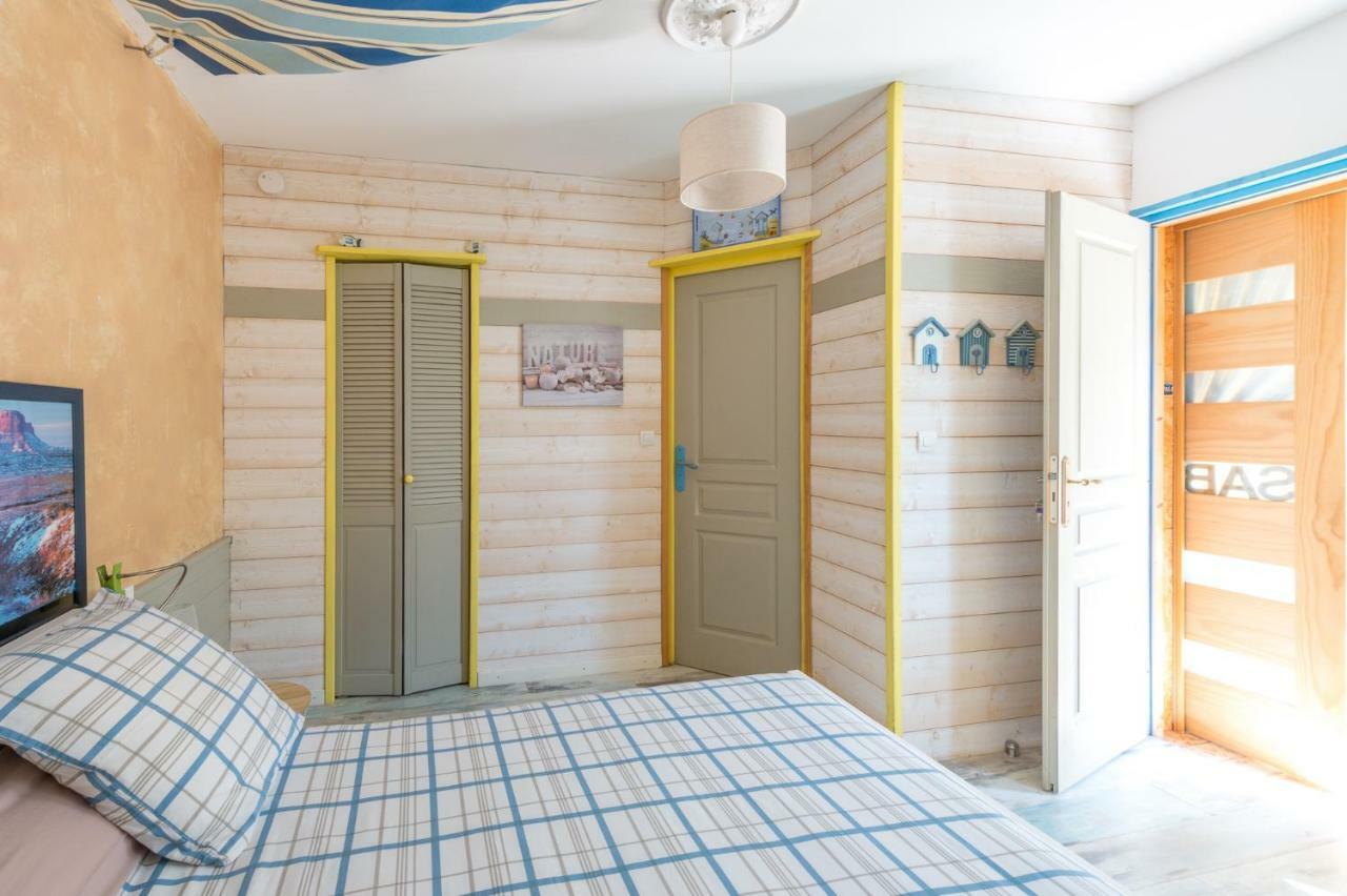L'Escale Marine - Couette Et Cafe Bed & Breakfast La Rochelle  Eksteriør bilde